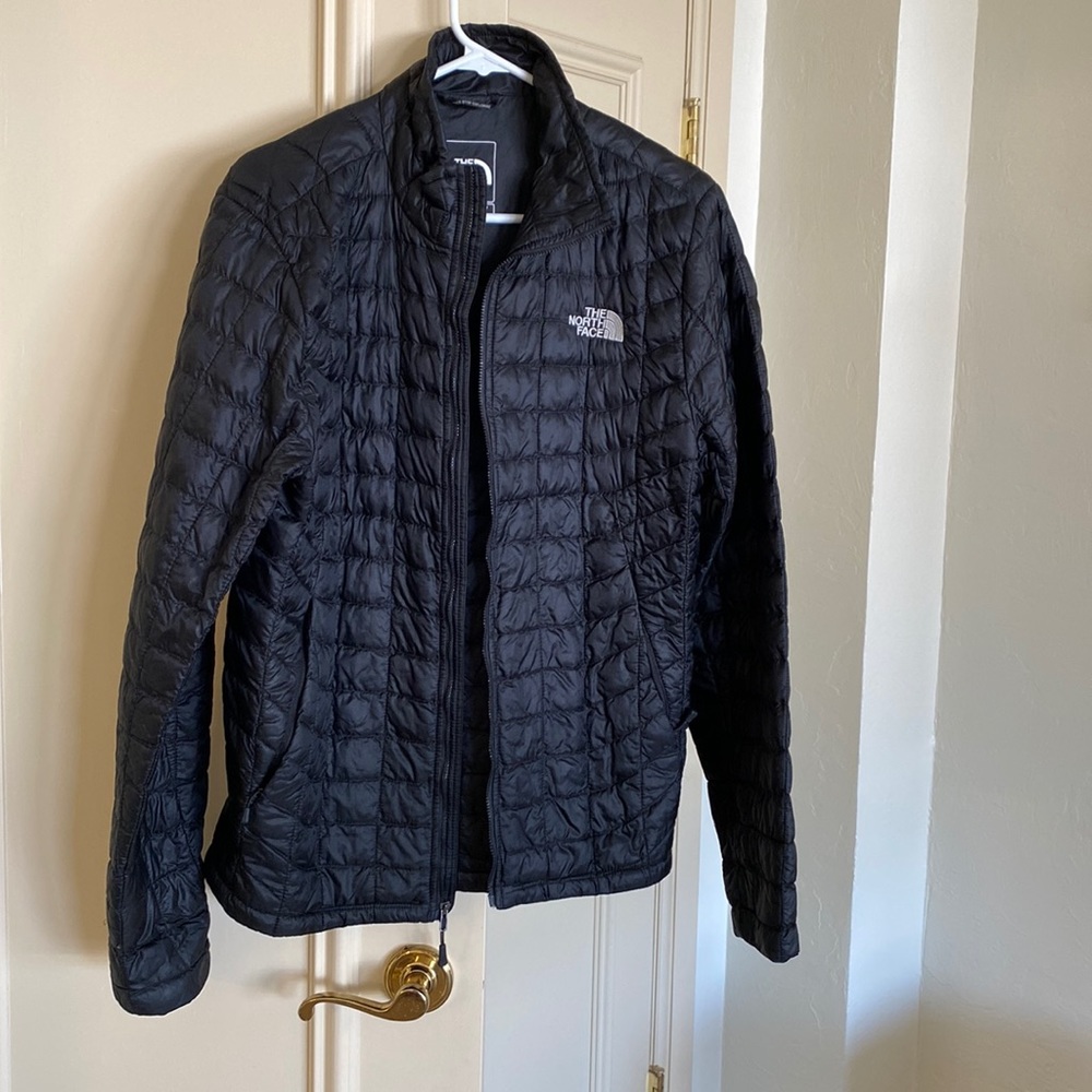North Face Men's Black insulated shell jacket